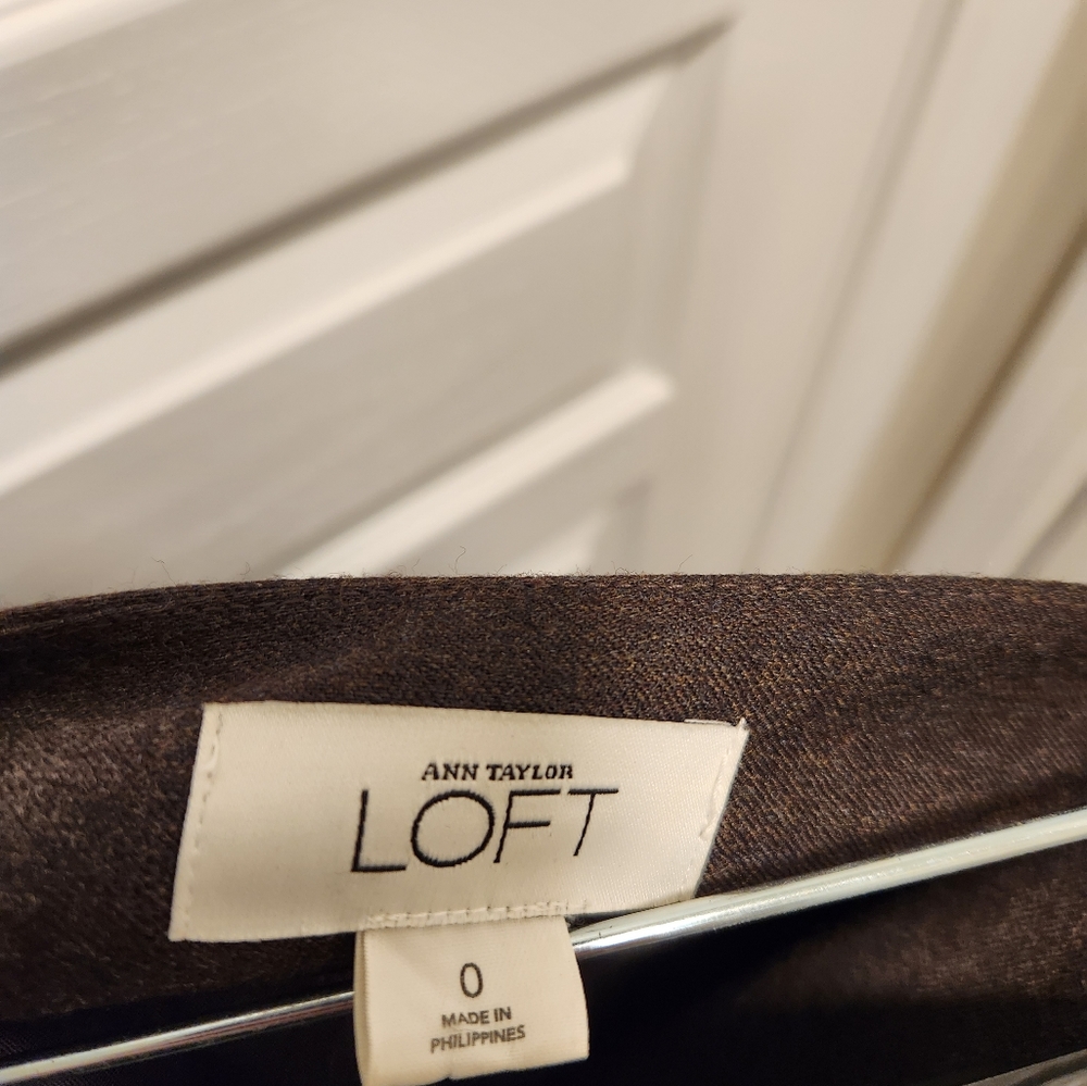 Brown wool skirt, LOFT, size 0 - Picture 2 of 3